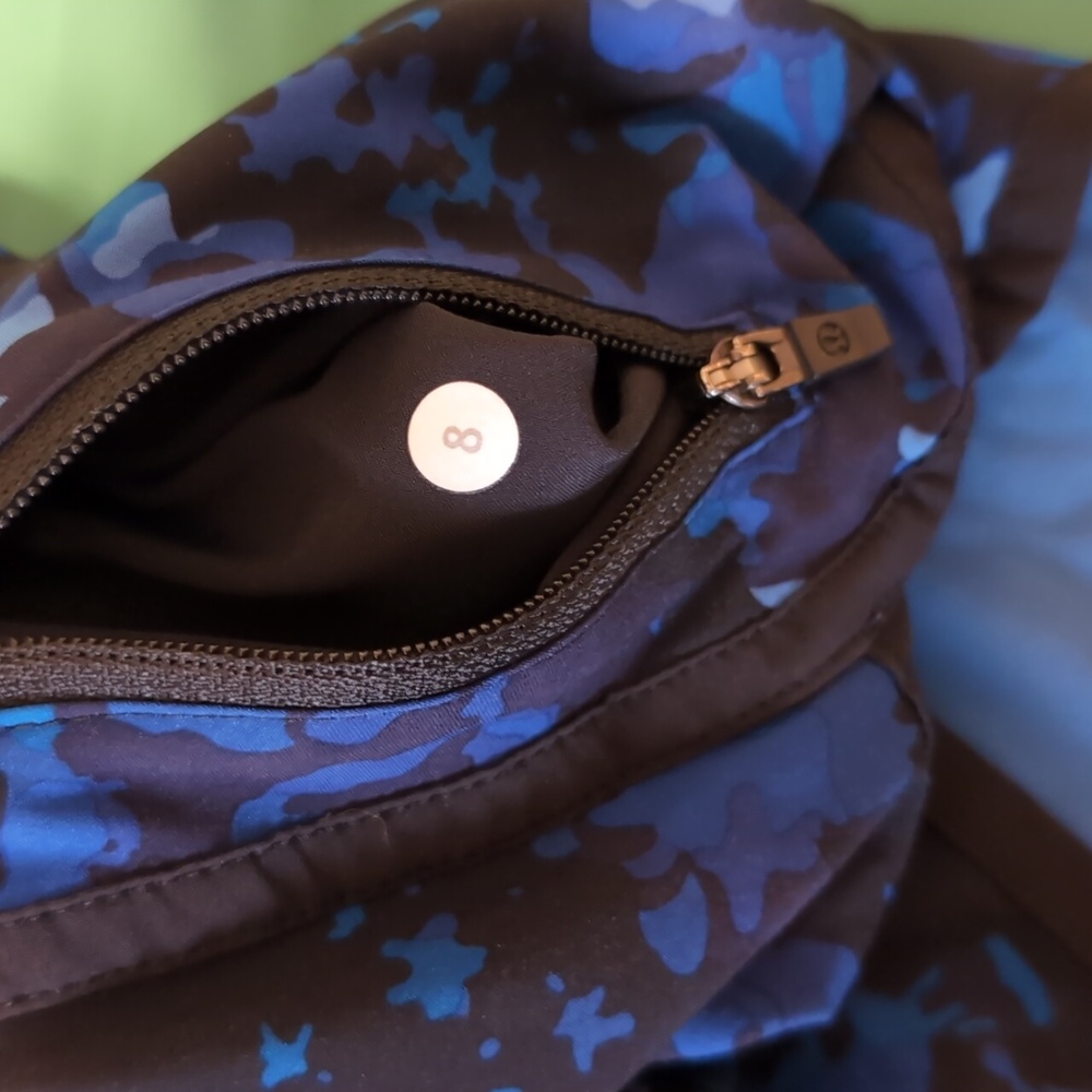 Lululemon Tracker Short Iii *4-Way Stretch - image 3